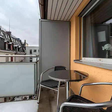 Executive 2 Bedroom Flat / Center * 苏黎世