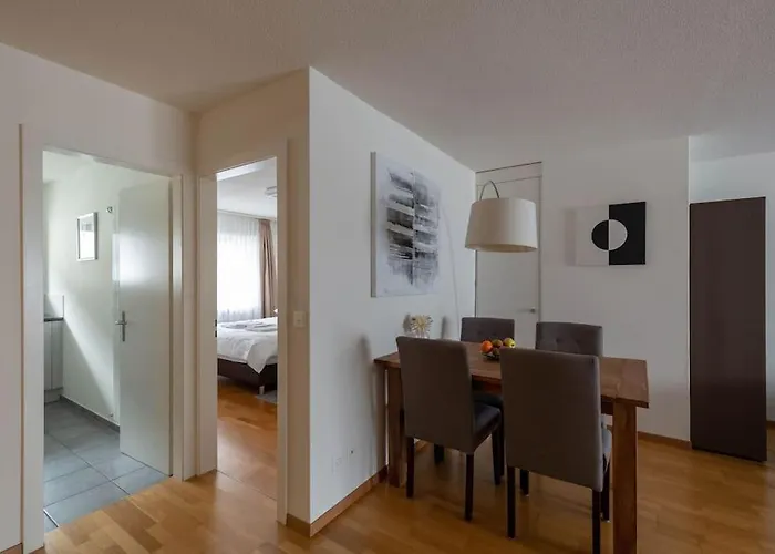 Executive 2 Bedroom Flat / Center * Zurigo