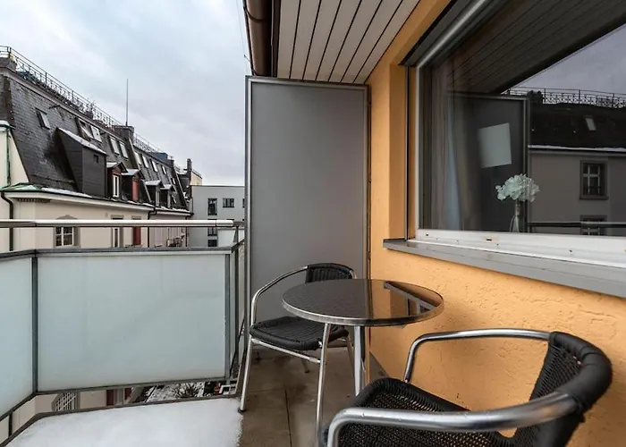 Executive 2 Bedroom Flat / Center * Zurigo