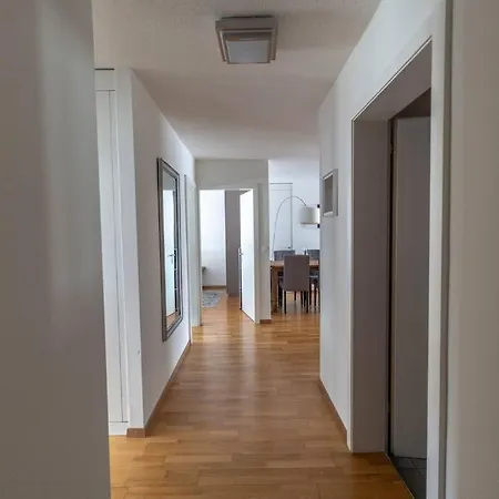 Executive 2 Bedroom Flat / Center Zürich