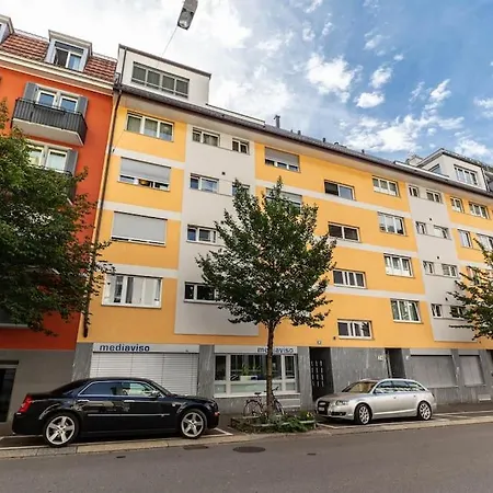 Executive 2 Bedroom Flat / Center *