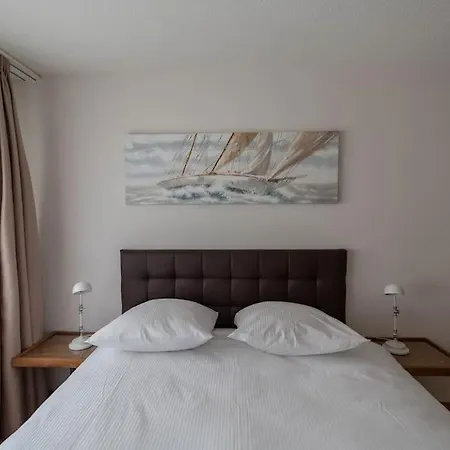 Executive 2 Bedroom Flat / Center Apartment Zurich