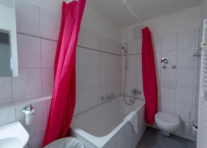 Executive 2 Bedroom Flat / Center